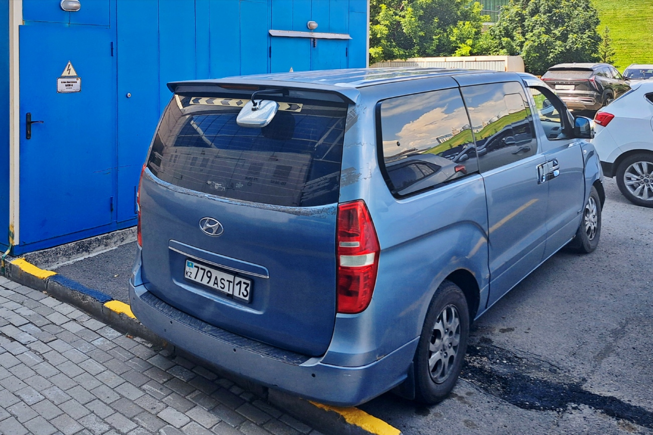 Turkestan province, Hyundai Grand Starex (all) # 779 AST 13