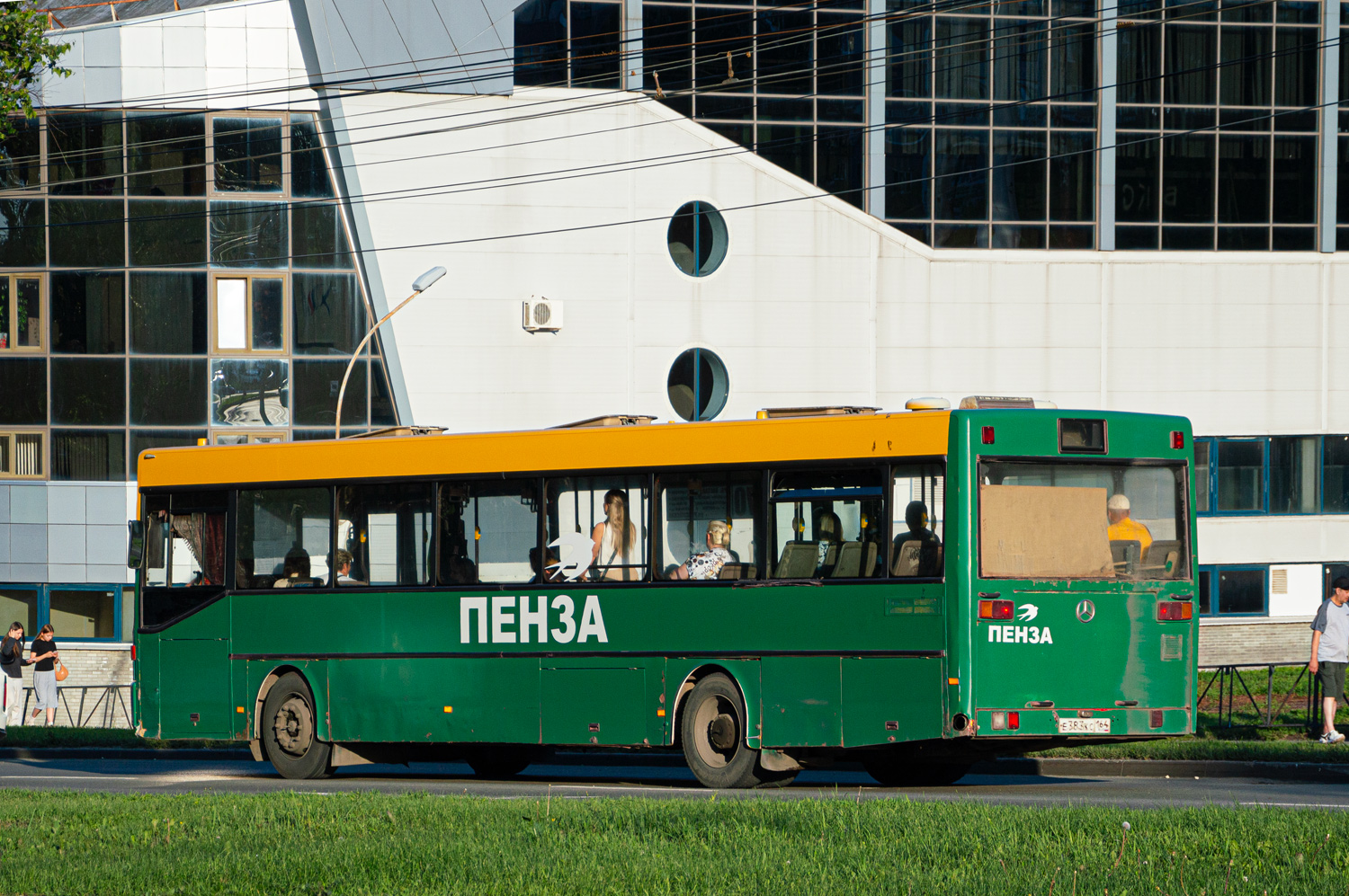 Penza region, Mercedes-Benz O405 Nr. Е 383 КС 164