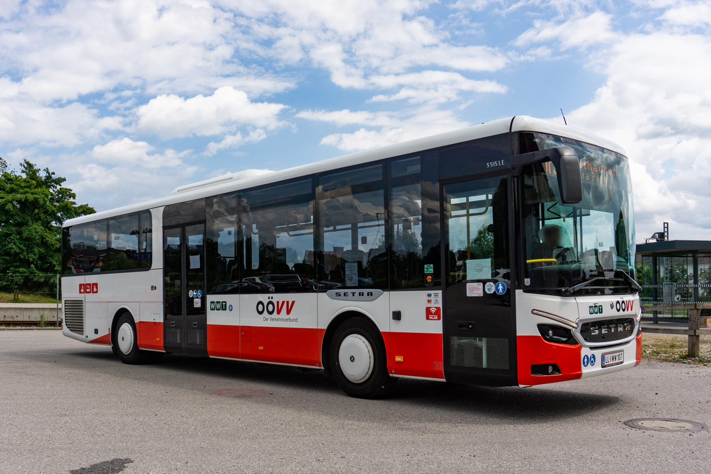 Ausztria, Setra S515LE sz.: LL WW 107