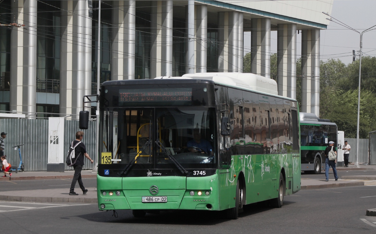 Алматы, Golden Dragon XML6125CN (Hyundai Trans Auto) № 3745