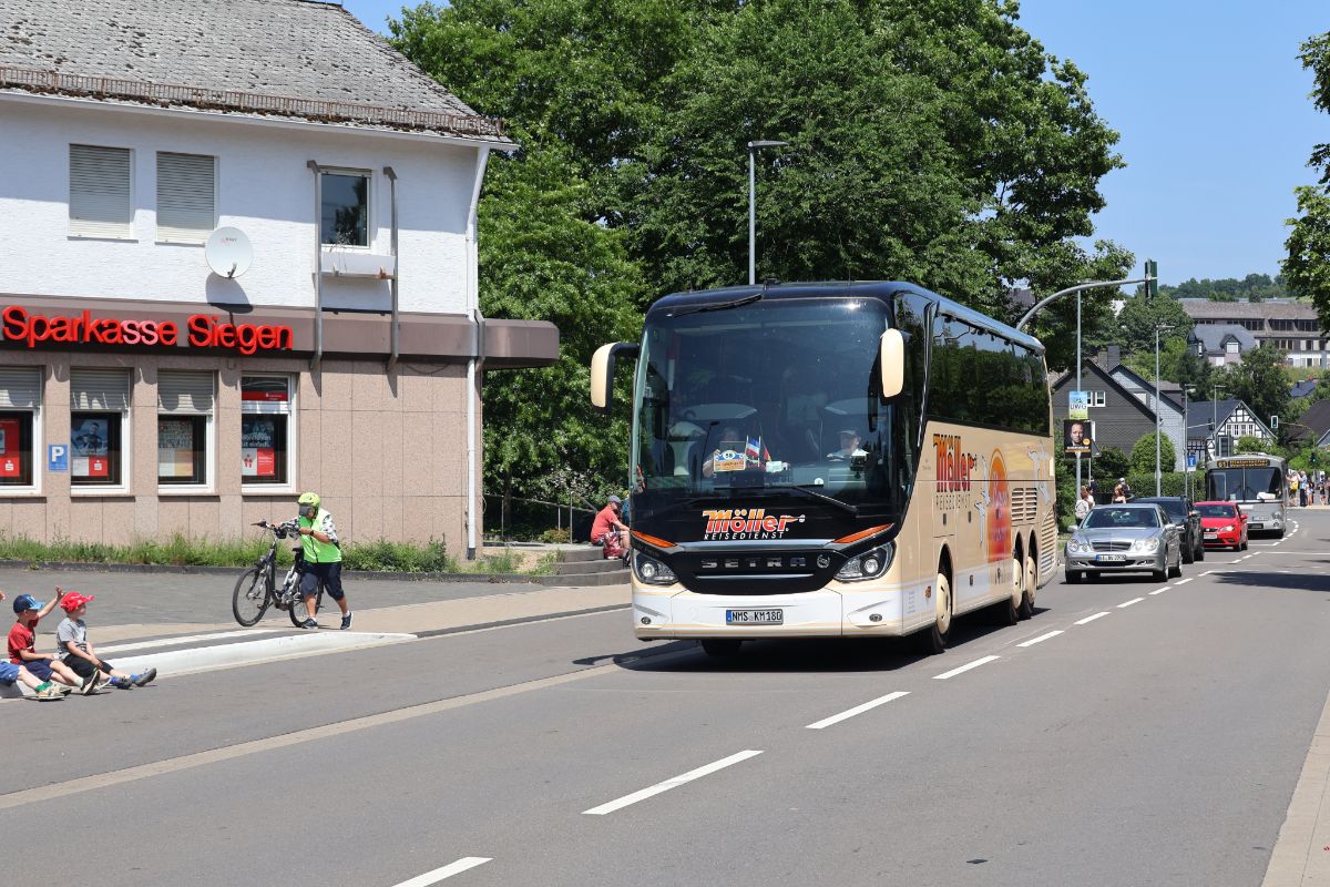 Шлезвиг-Гольштейн, Setra S515HDH № NMS-KM 180; Северный Рейн-Вестфалия — 130 лет с запуска первого в мире автобусного маршрута