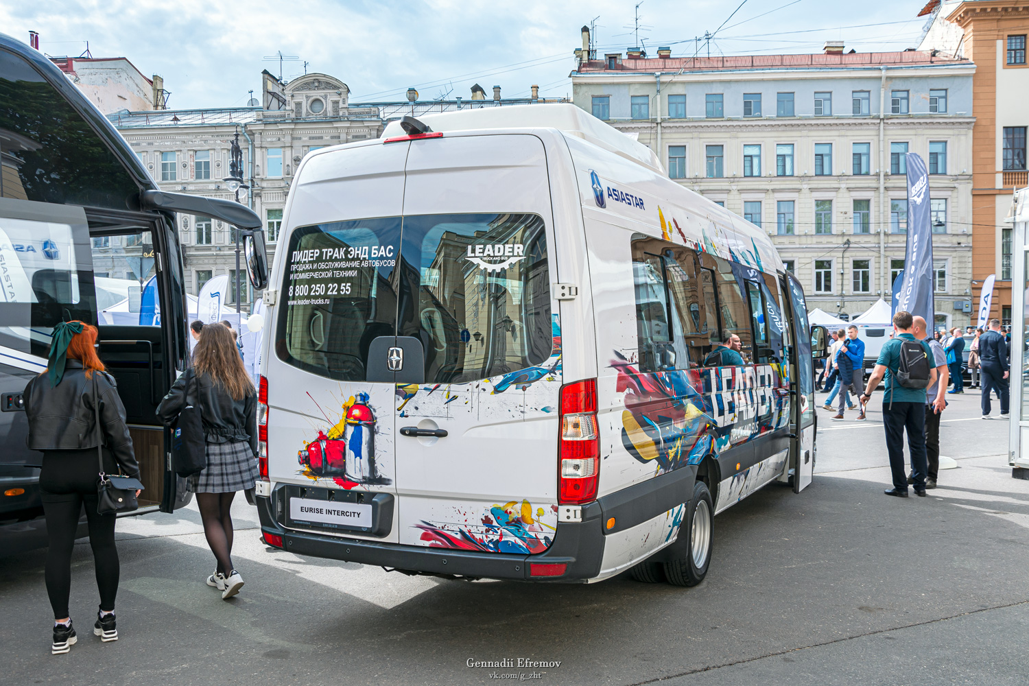 Москва, AsiaStar Eurise Intercity № Е 304 КО 977; Санкт-Петербург — VI Международный транспортный фестиваль "ТранспортФест-2025"