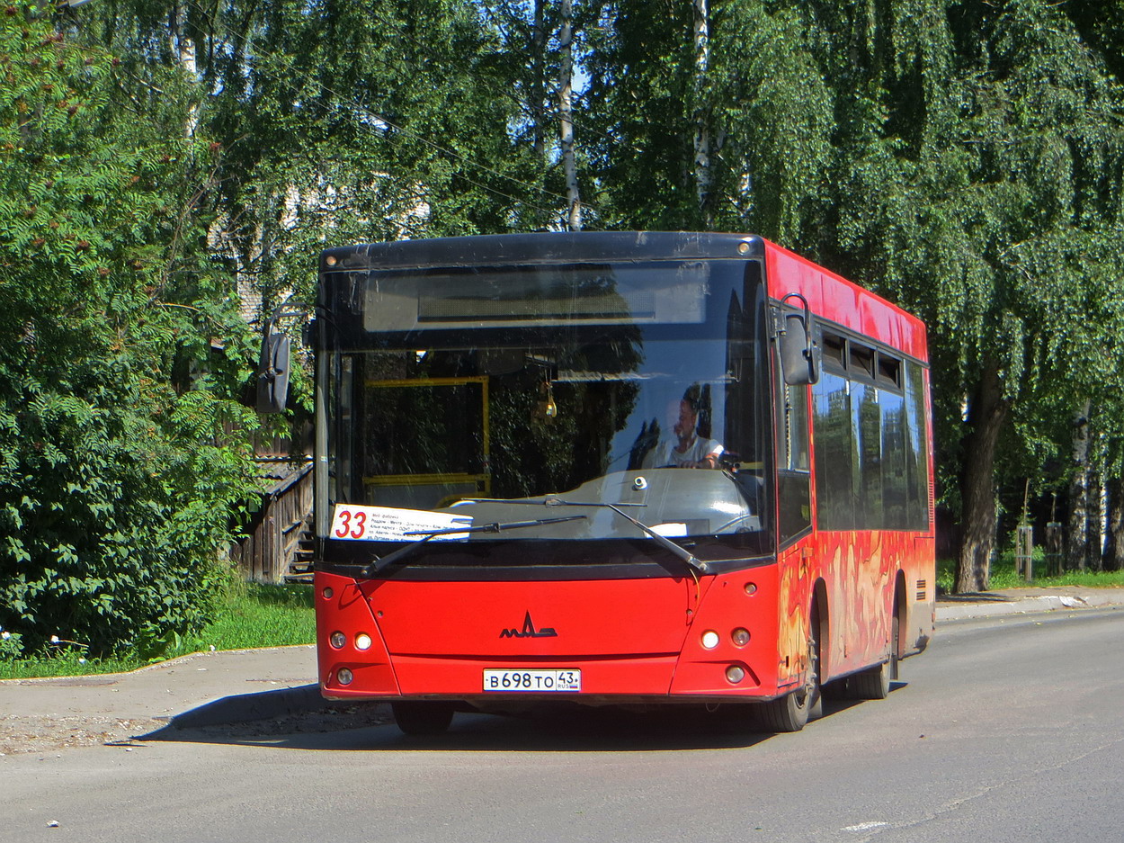 Кировская область, МАЗ-206.067 № В 698 ТО 43