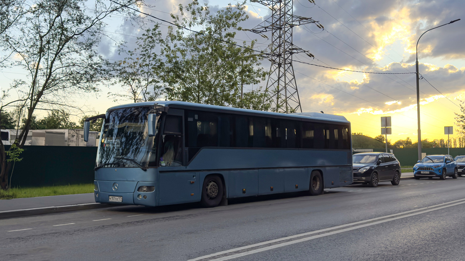Москва, Mercedes-Benz O560 Intouro RH № А 107 ХХ 177