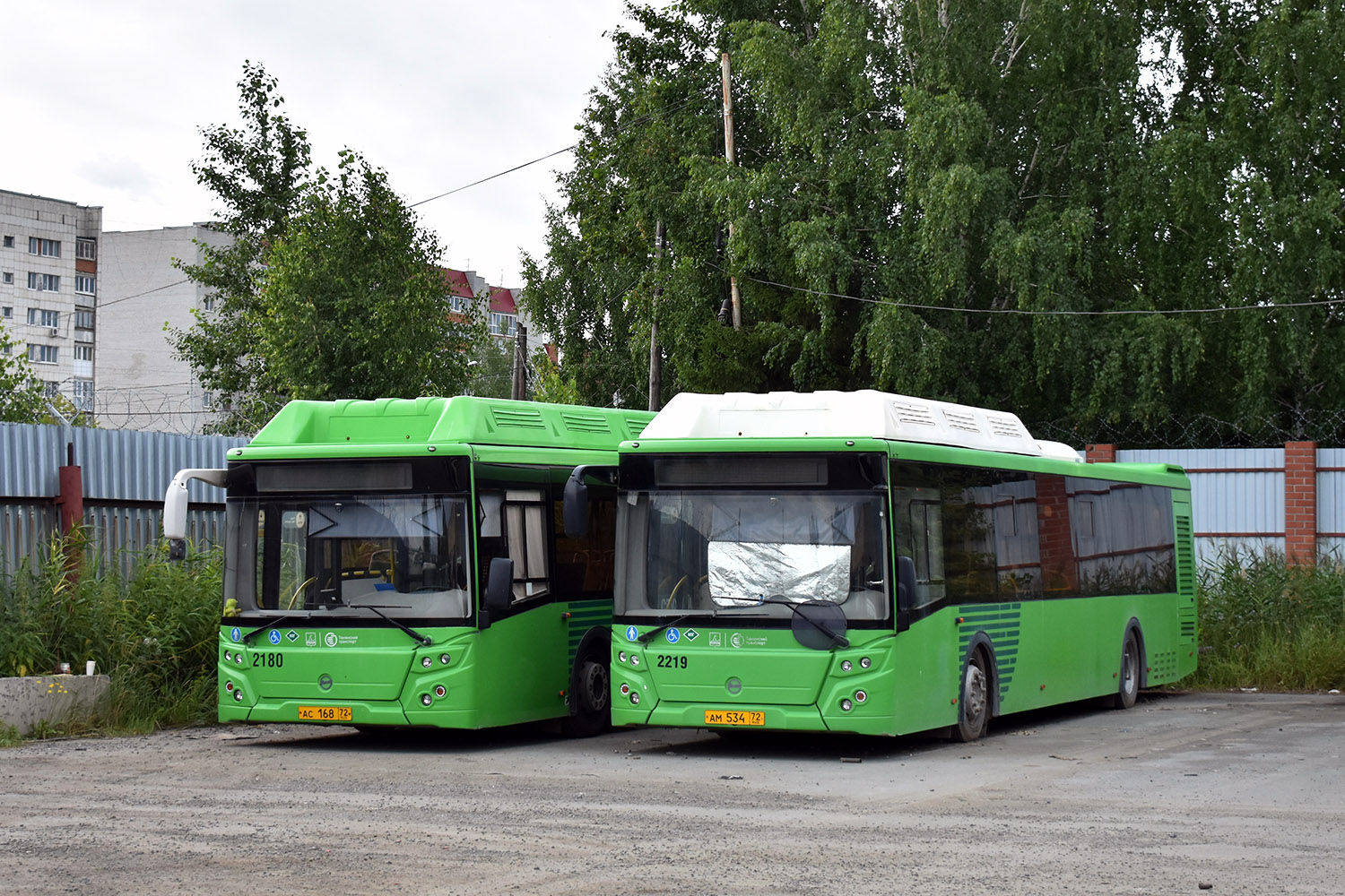Тюменская область, ЛиАЗ-5292.67 (CNG) № 2219; Тюменская область — Автобусные предприятия