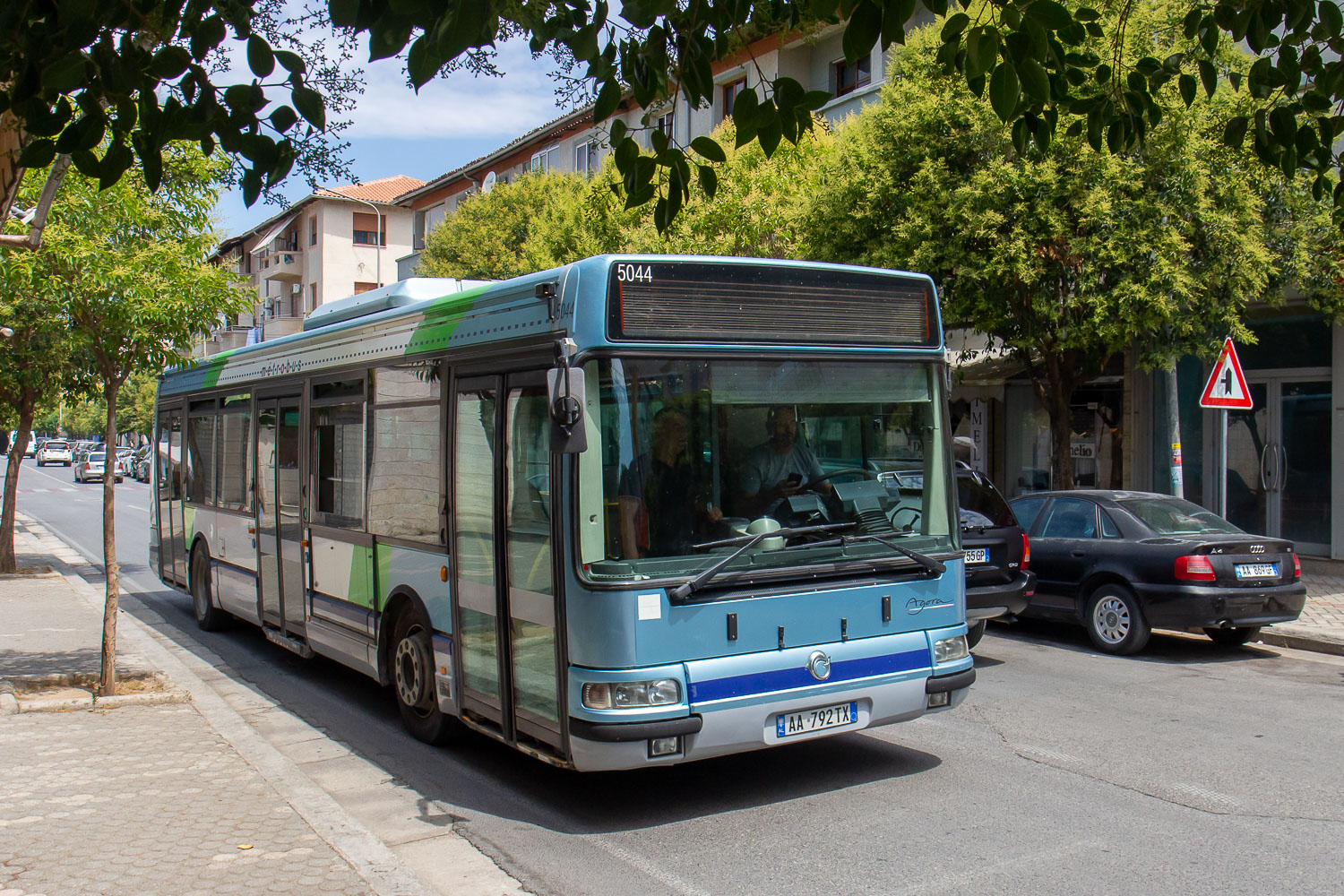 Албания, Irisbus Agora S № AA-792TX