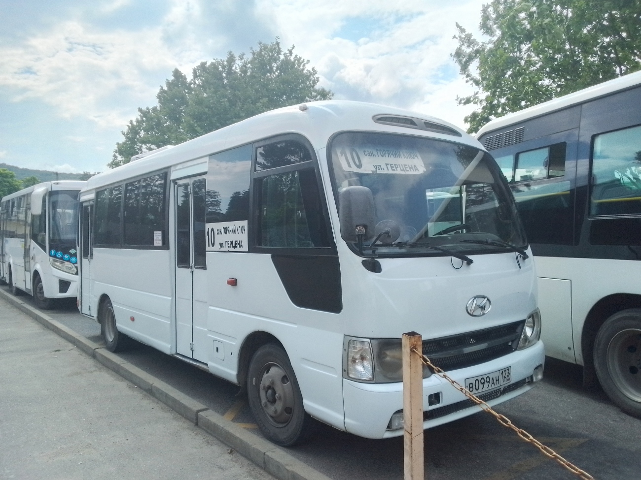 Краснодарский край, Hyundai County Kuzbass № В 099 АН 123
