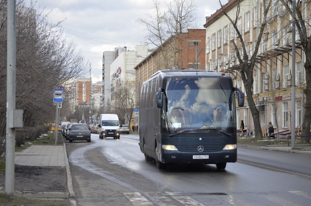 Ростовская область, Mercedes-Benz O580-15RHD Travego № Р 040 НС 761