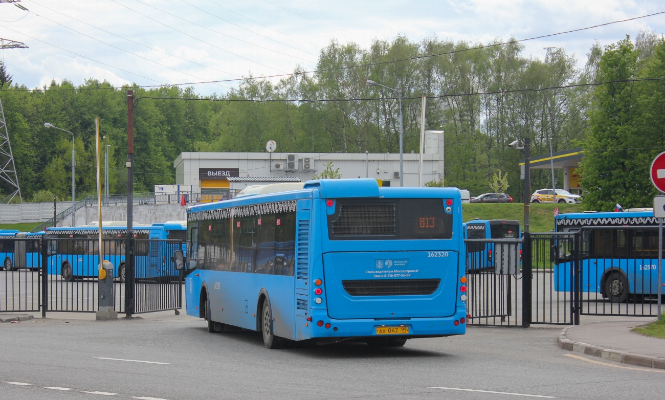 Moskva, LiAZ-5292.65 č. 162320