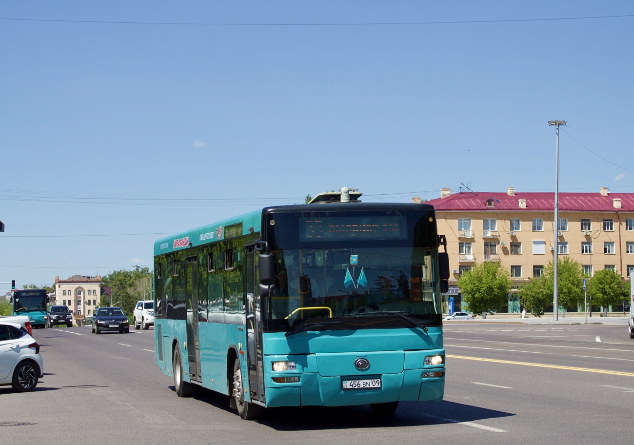 Карагандинская область, Yutong ZK6118HGA № 456 BN 09