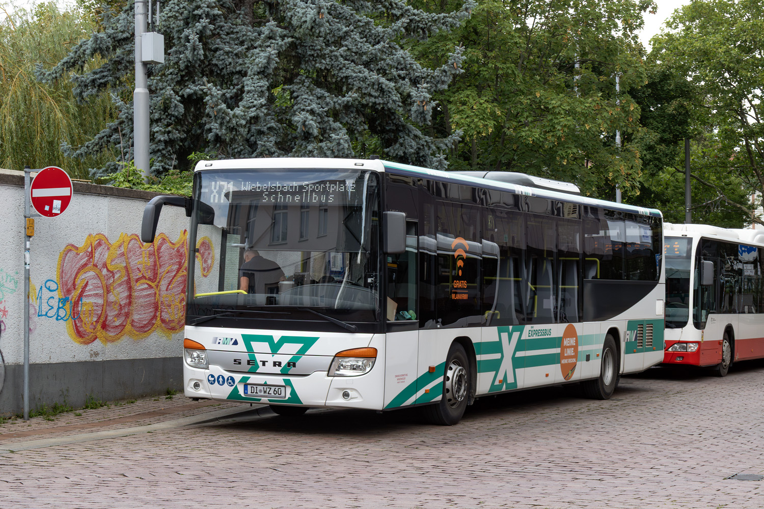 Гессен, Setra S415LE business № DI-WZ 60