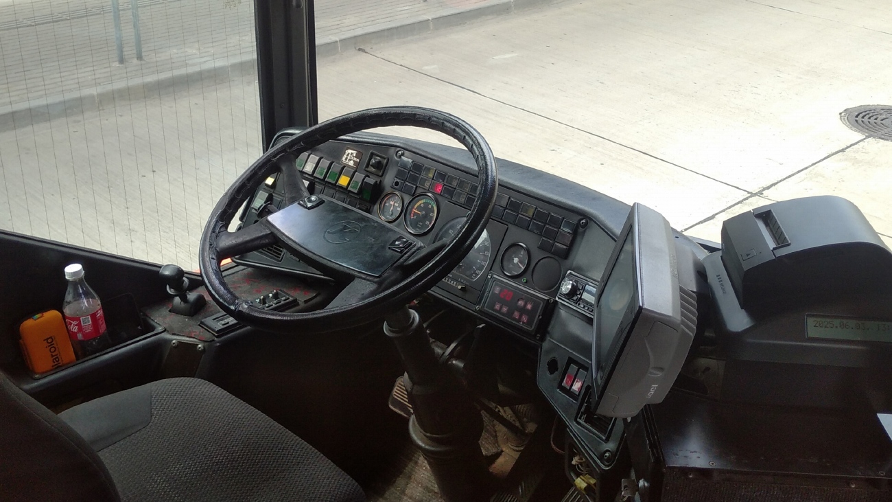 Венгрия, Setra S313UL № KRC-328