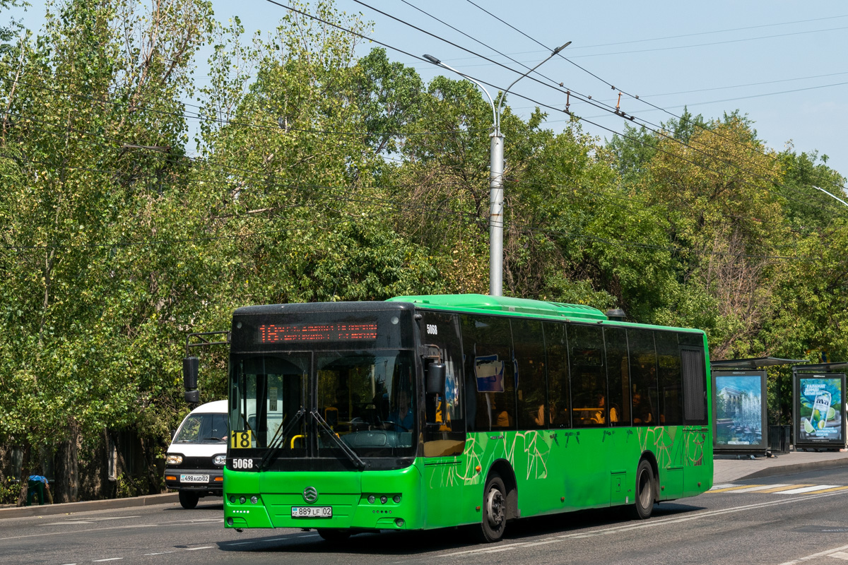 Almaty, Golden Dragon XML6125CR č. 5068