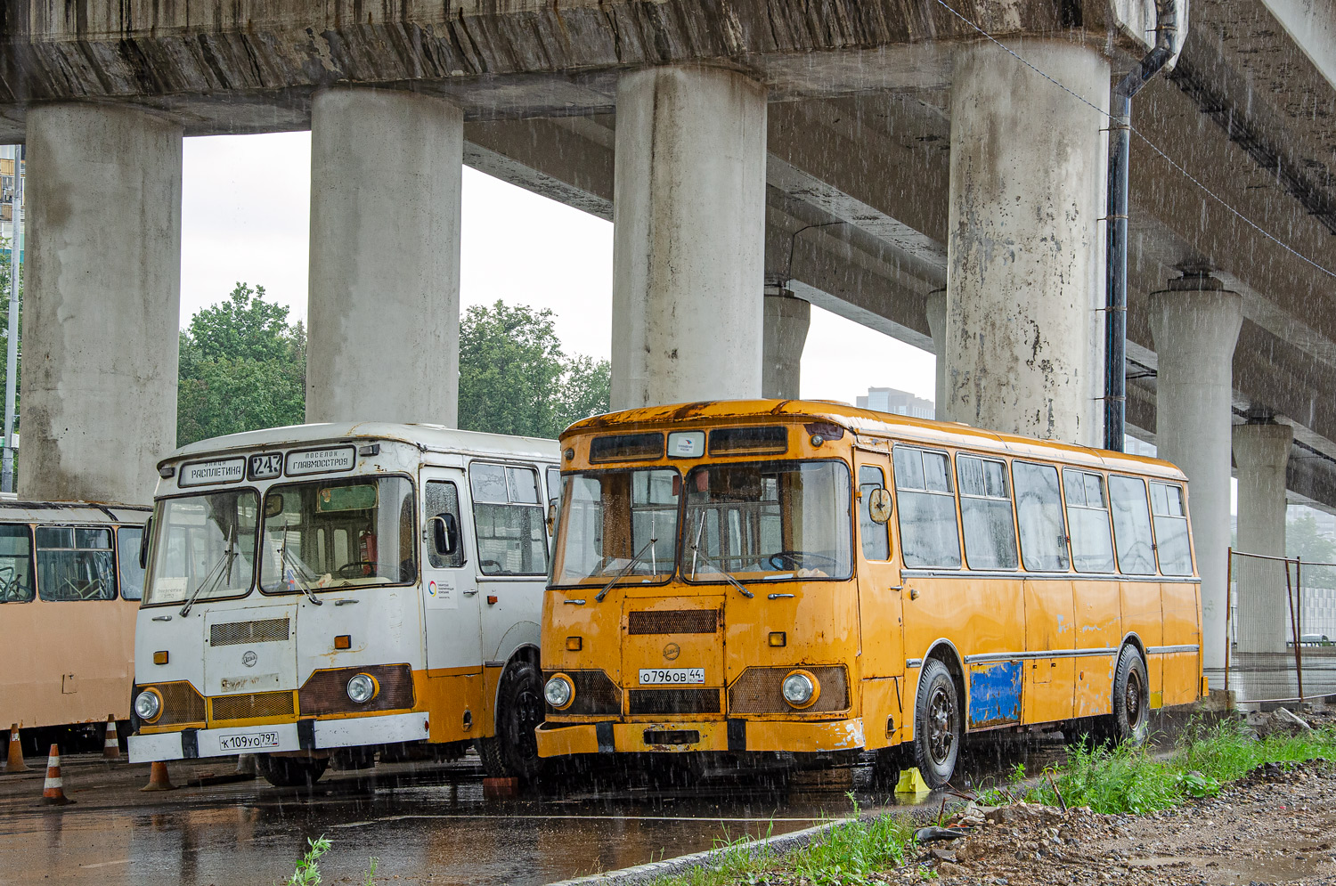 Москва, ЛиАЗ-677М № О 796 ОВ 44