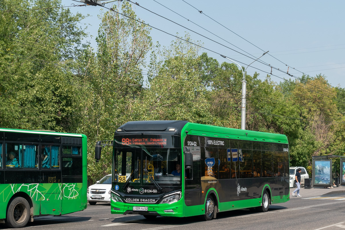 Almaty, Golden Dragon XML6125CE (Hyundai Trans Auto) # 5124-G2