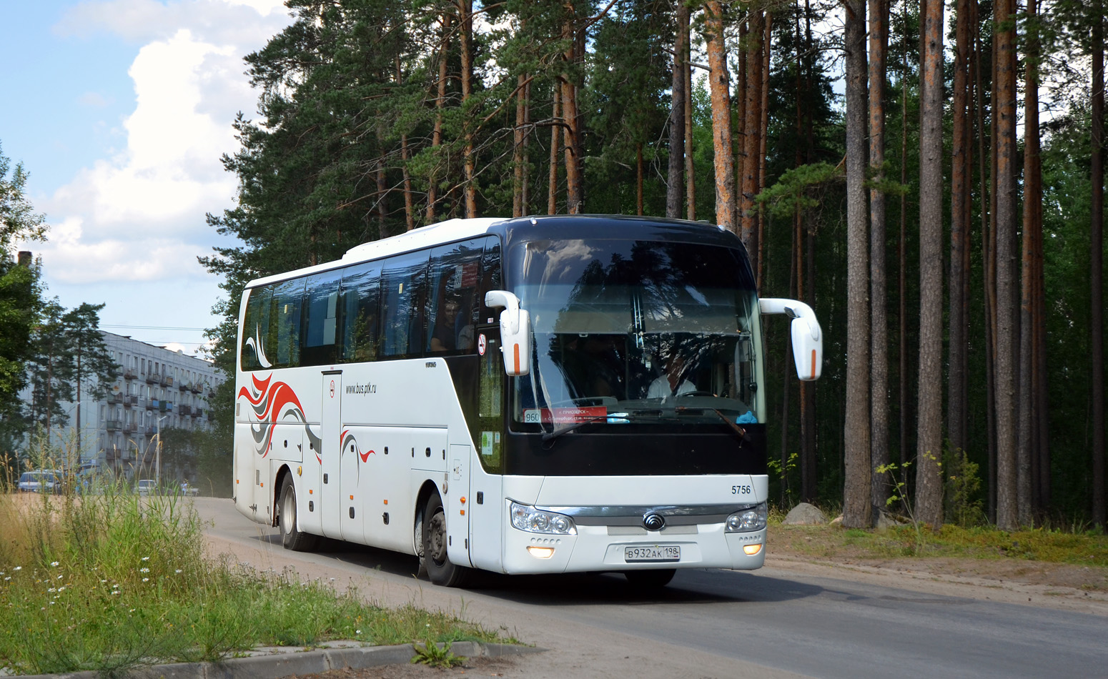 Санкт-Петербург, Yutong ZK6122H9 № n756