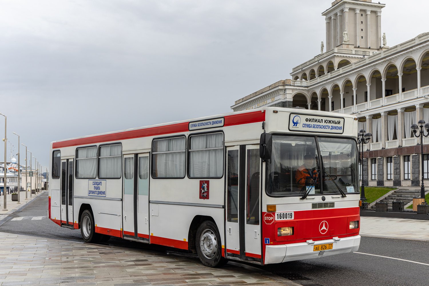 Москва, Mercedes-Benz O325 № 160019