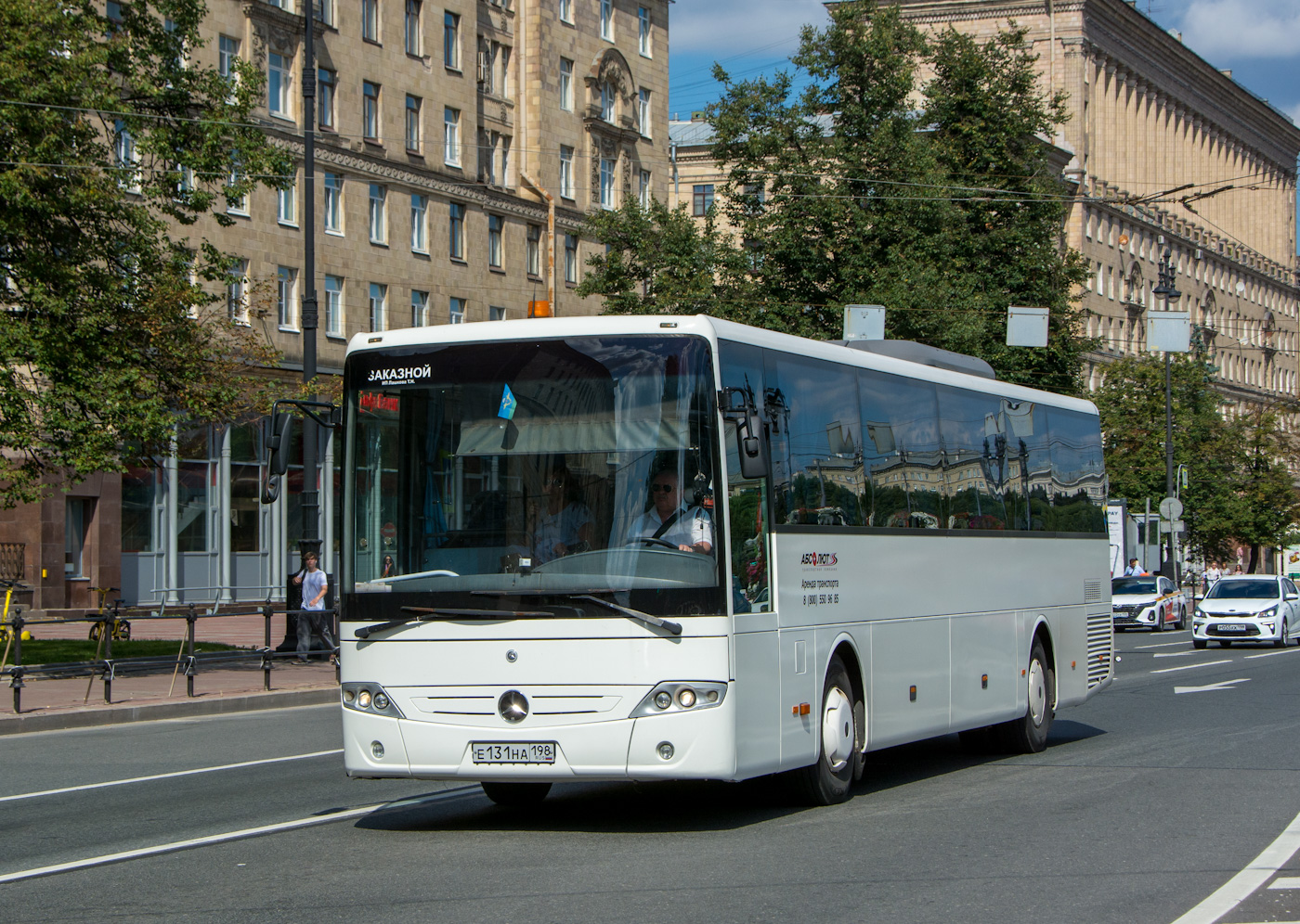 Санкт-Петербург, Mercedes-Benz Intouro II № Е 131 НА 198