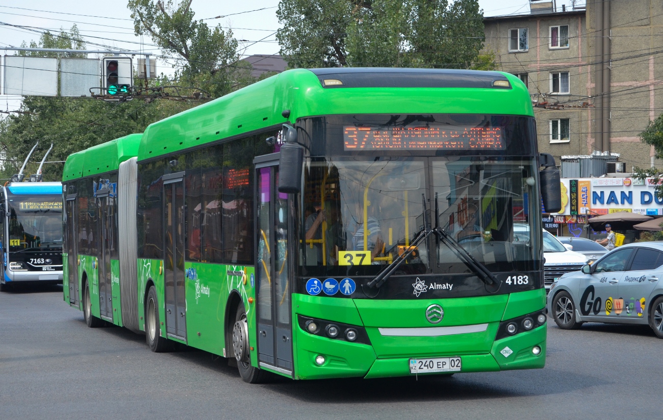 Алматы, Golden Dragon XML6185J13C (Hyundai Trans Auto) № 4183