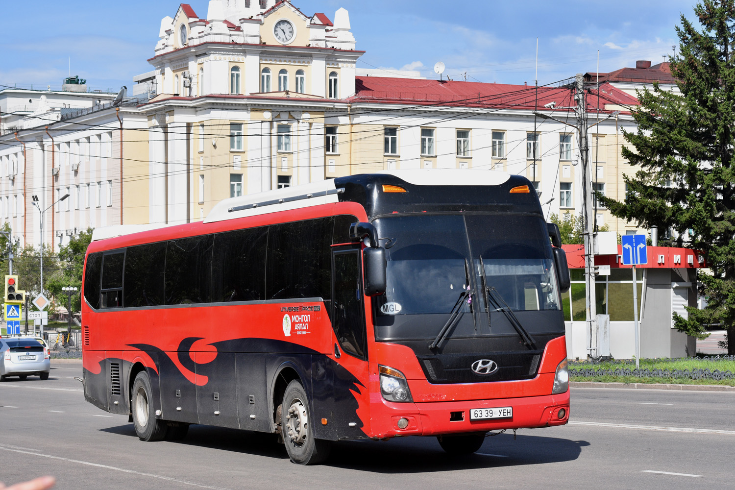 Монголия, Hyundai Universe (все) № 6339 УЕН