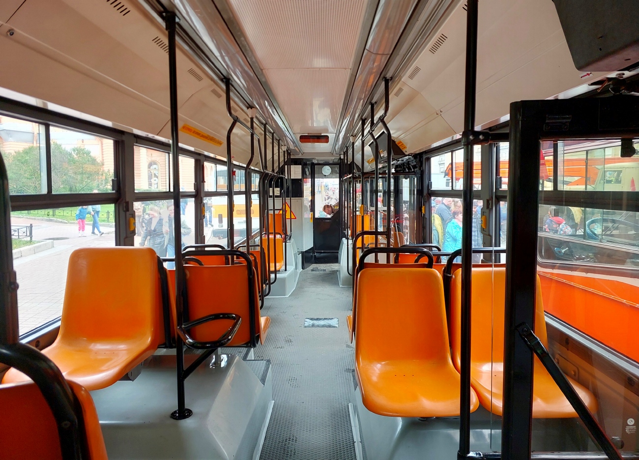 Санкт-Петербург, BredaMenarinibus M221 LU № 2356; Санкт-Петербург — VI Международный транспортный фестиваль "ТранспортФест-2025"