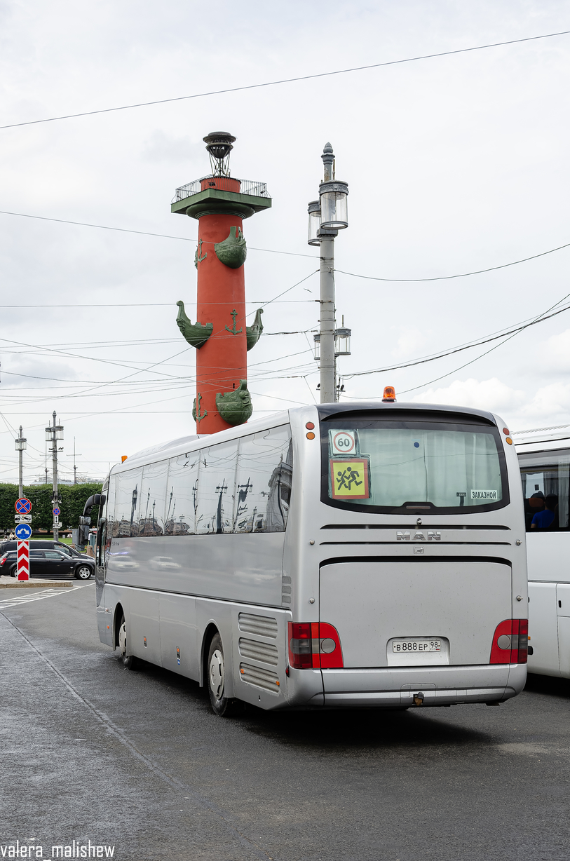 Санкт-Петербург, MAN R07 Lion's Coach RHC444 № В 888 ЕР 98; Санкт-Петербург — Разные фотографии