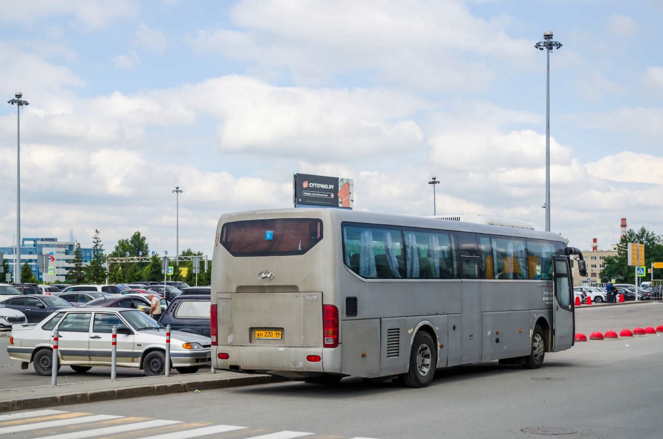 Свердловская область, Hyundai Universe Space Luxury № АН 220 66 Свердловская область, Hyundai Universe Space Luxury № АН 220 66