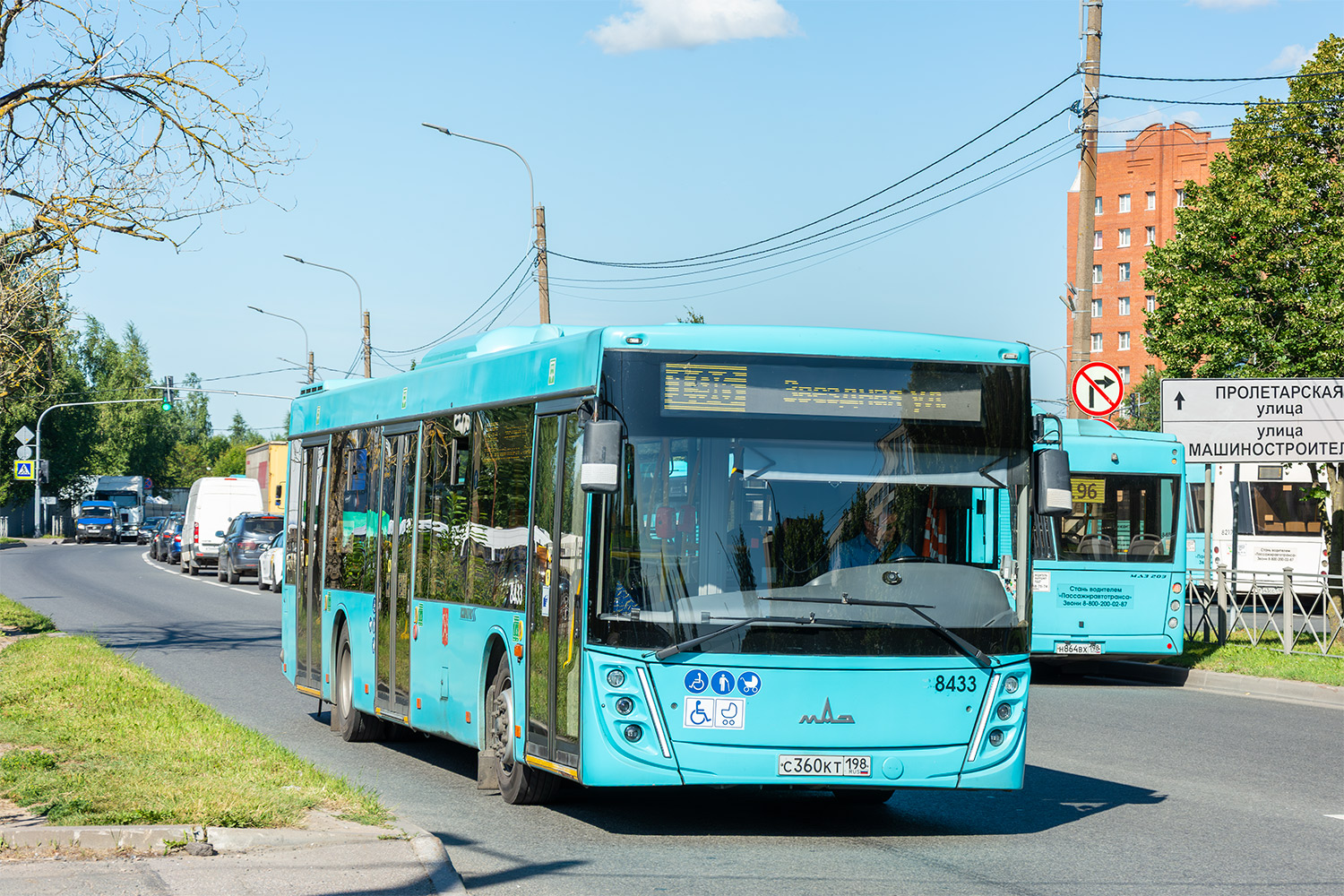 Санкт-Петербург, МАЗ-203.047 № 8433