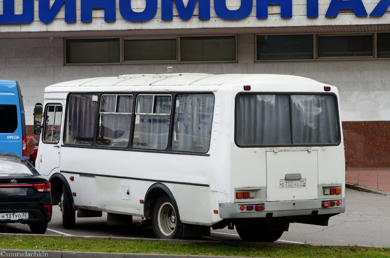 Москва, ПАЗ-32053 № О 750 НХ 77