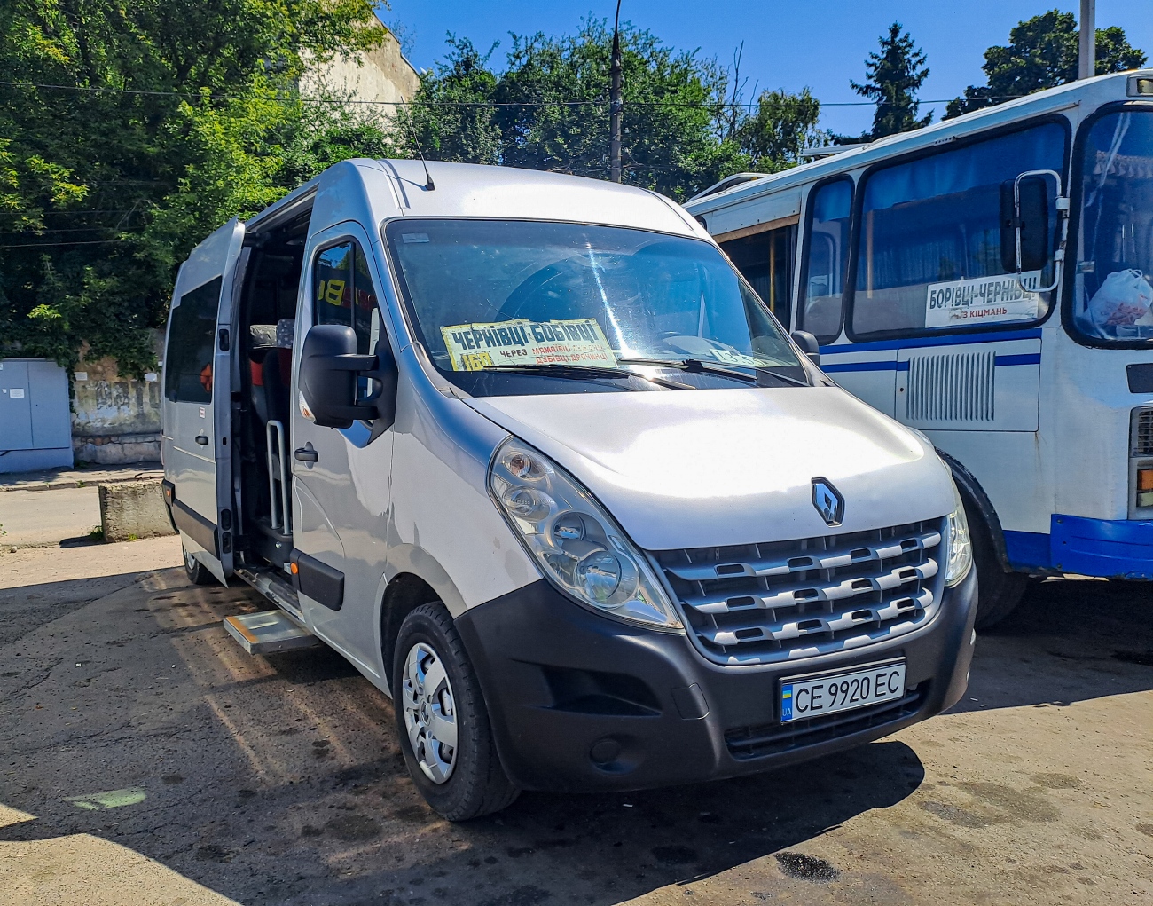 Черновицкая область, Renault Master III № CE 9920 EC
