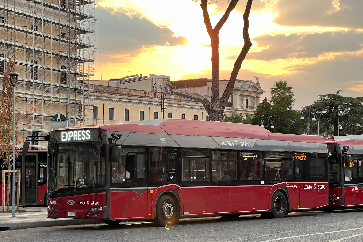 Ιταλία, Solaris Urbino IV 12 CNG # 3774