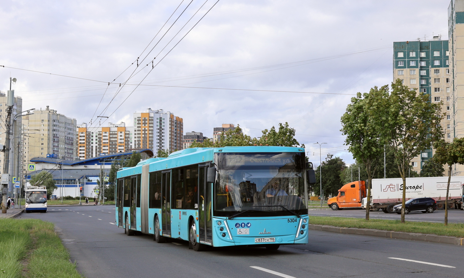 Szentpétervár, MAZ-216.047 sz.: 5304