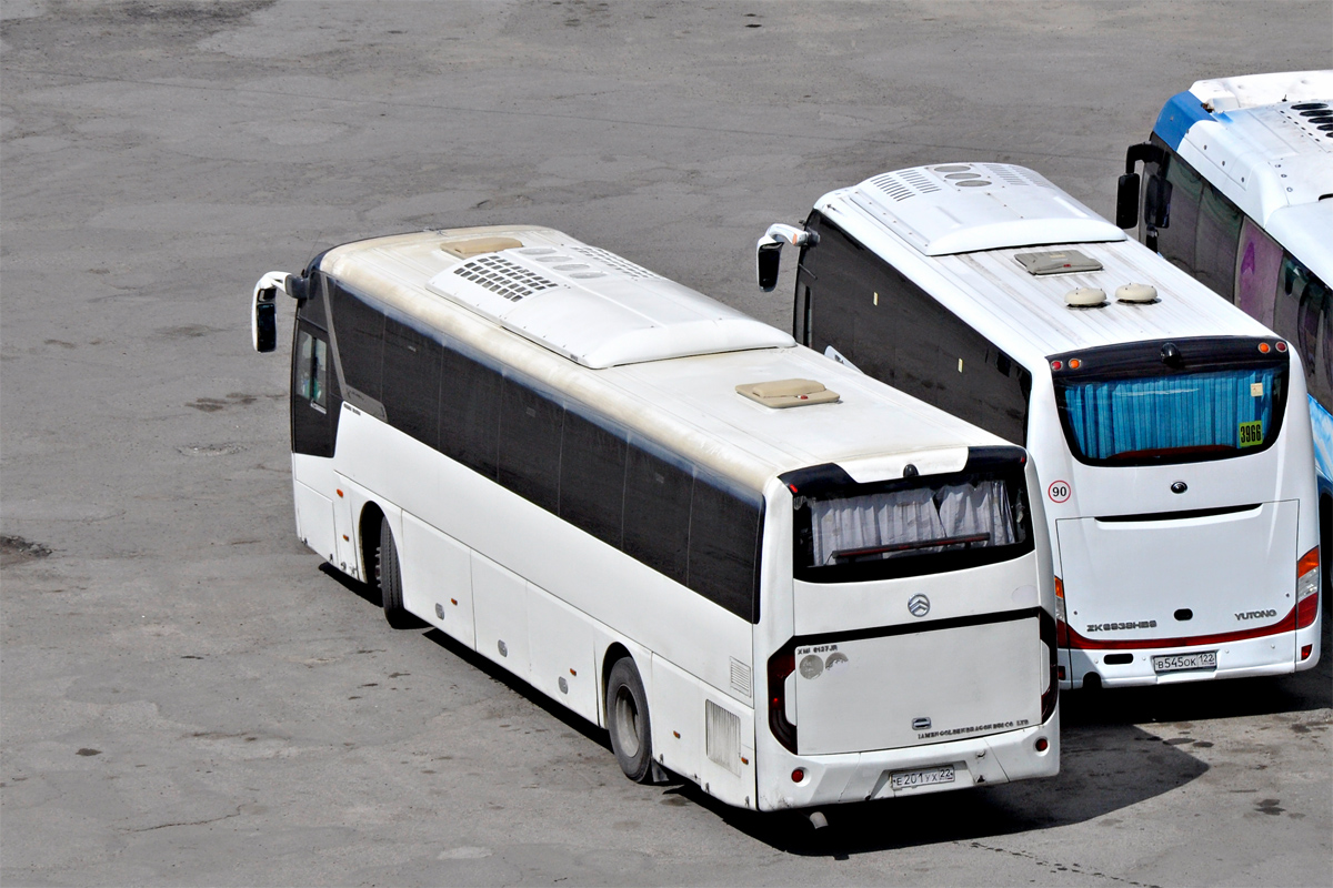 Алтайский край, Golden Dragon XML6127JR Snow Leopard № Е 201 УХ 22