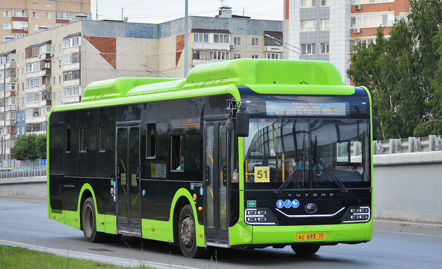 Тюменская область, Yutong ZK6116HG № АС 693 72