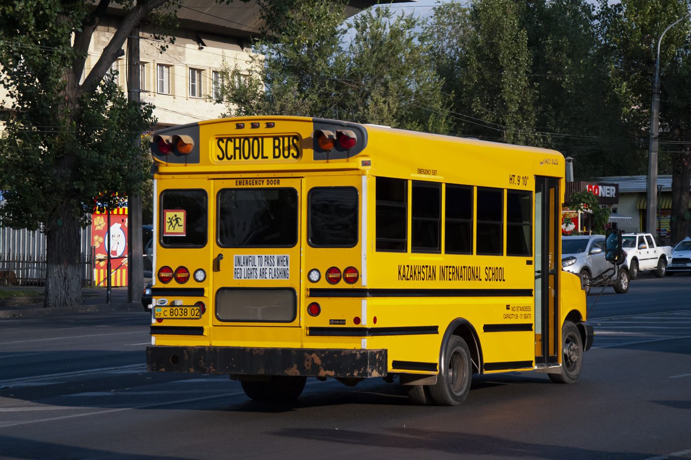 Алматы, Mid Bus Guide № C 8038 02