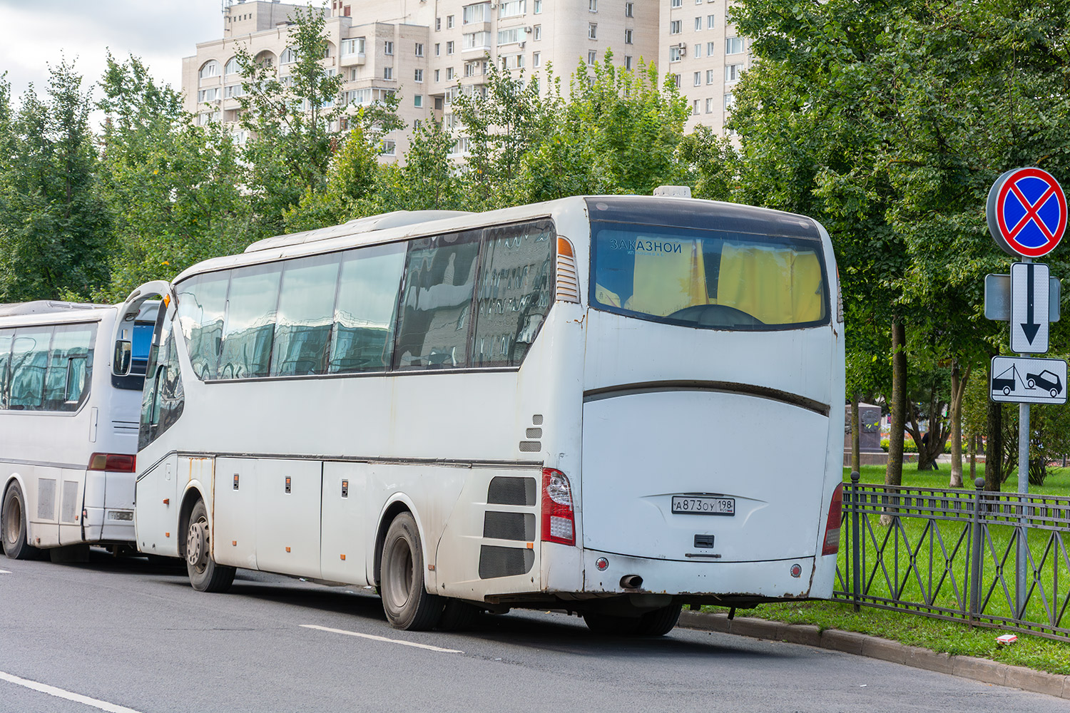 Санкт-Петербург, Heke JAC HK6120 № Х 565 ВН 198; Санкт-Петербург, Yutong ZK6129H № А 873 ОУ 198