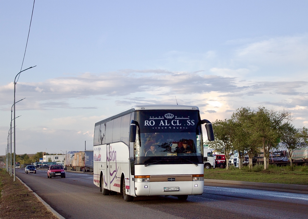 Карагандинская область, Van Hool T915 Acron № 689 AUB 09