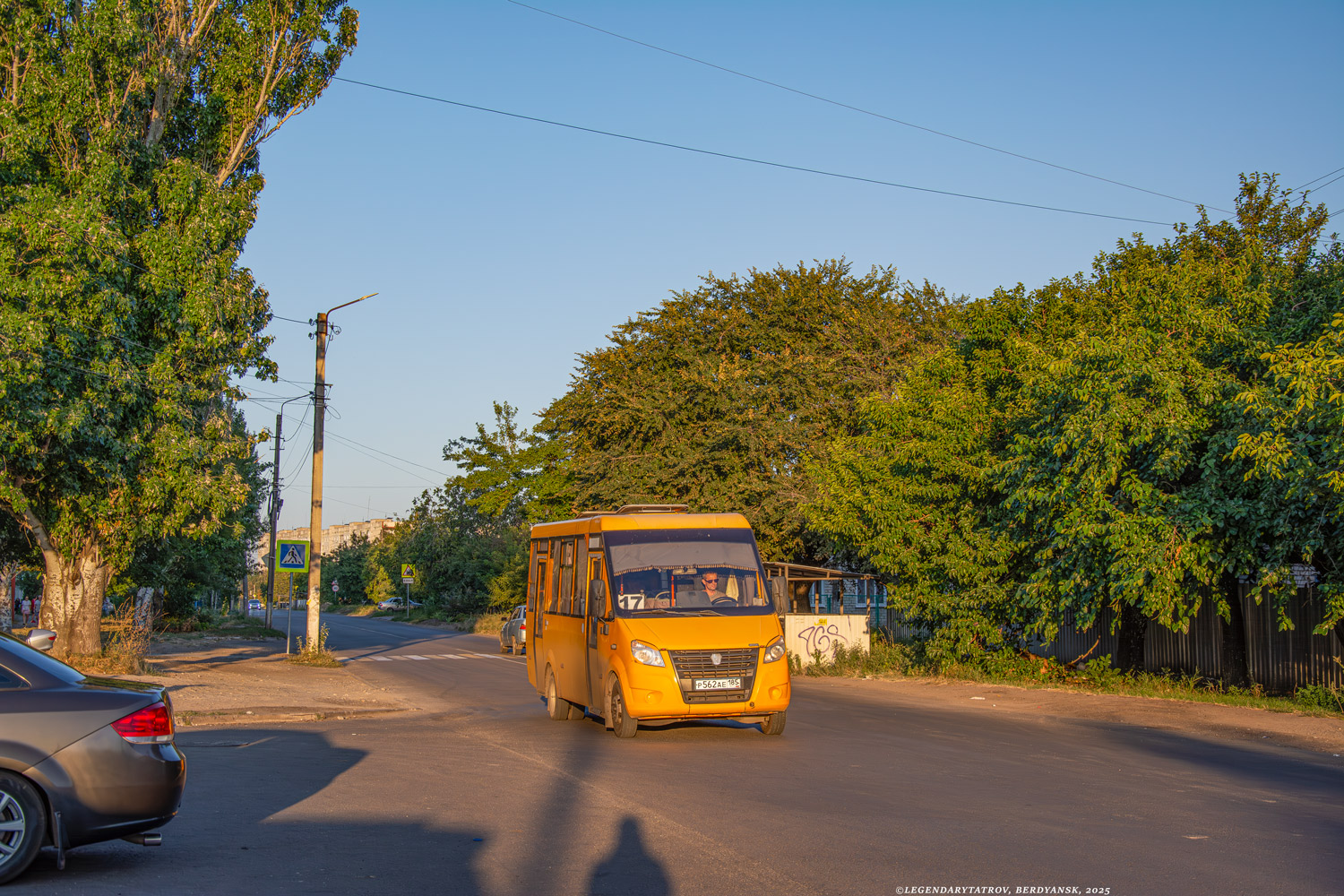 Запорожская область, Рута 25А Нова № Р 562 АЕ 185