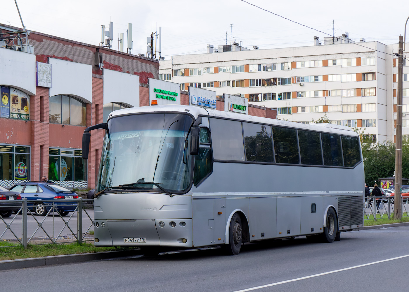Санкт-Петербург, Bova Futura FHX 12.400 № М 041 УУ 178
