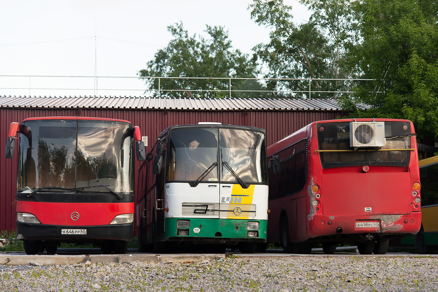 Рязанская область, Golden Dragon XML6102UE23 № К 646 РР 62; Рязанская область, Jonckheere Trans City № Р 236 НВ 62