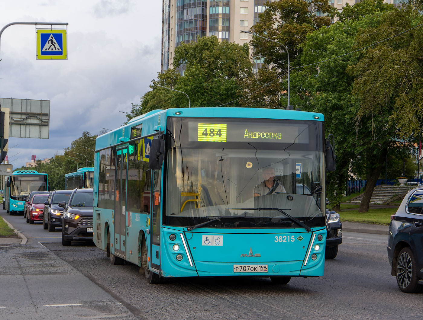 Sankt Petersburg, MAZ-206.947 Nr 38215