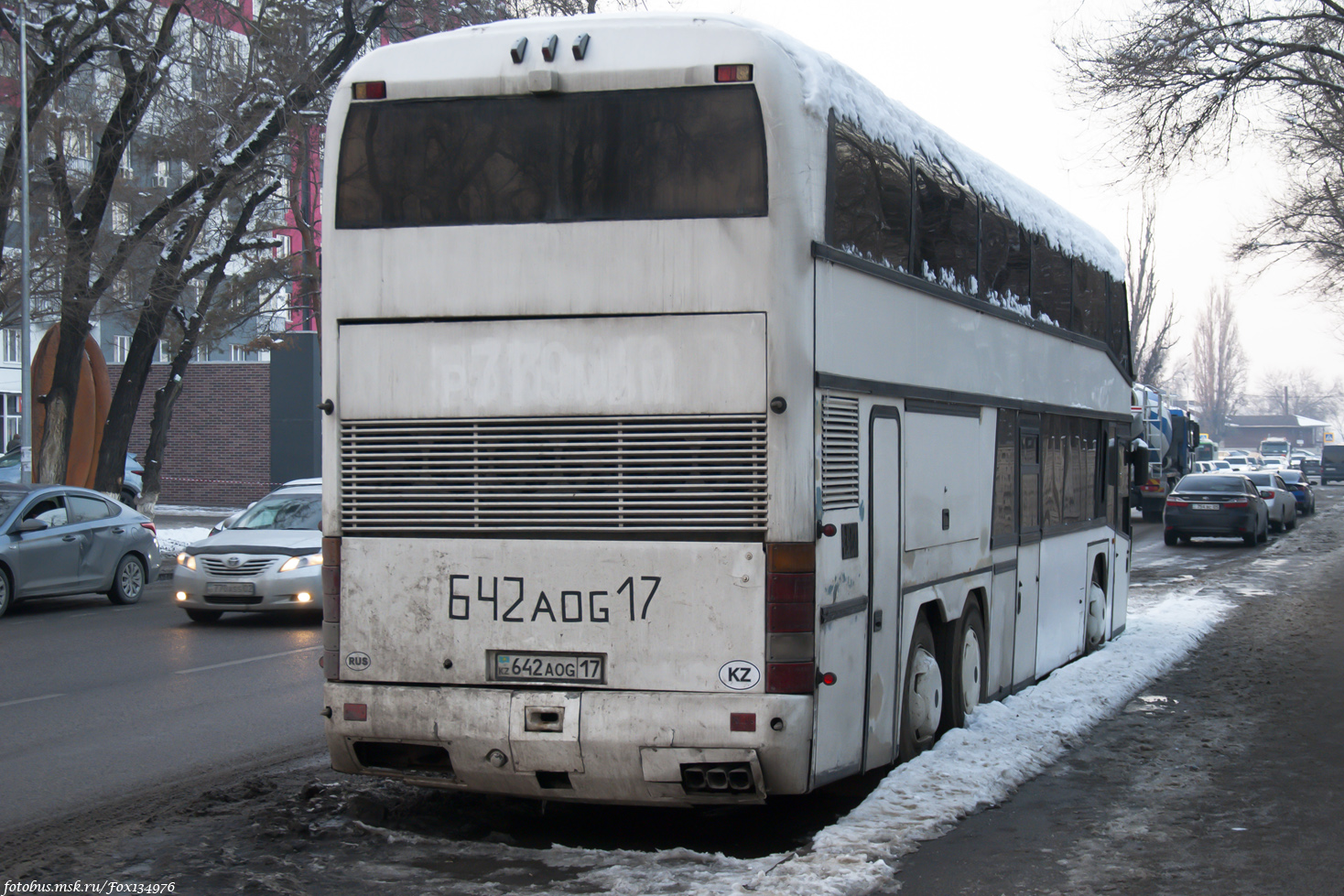 Шымкент, Neoplan N122/3 Skyliner № 642 AOG 17