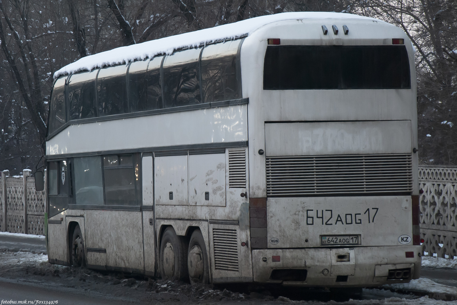 Шымкент, Neoplan N122/3 Skyliner № 642 AOG 17