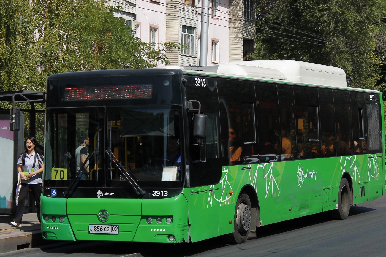 Алматы, Golden Dragon XML6125CN (Hyundai Trans Auto) № 3913