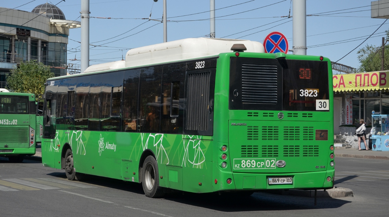 Алматы, Golden Dragon XML6125CN (Hyundai Trans Auto) № 3823 Алматы, Golden Dragon XML6125CN (Hyundai Trans Auto) № 3823