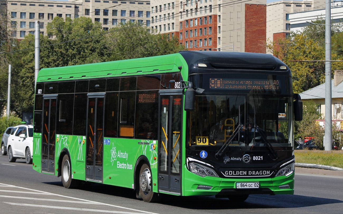 Алматы, Golden Dragon XML6125CE (Hyundai Trans Auto) № 8021 Алматы, Golden Dragon XML6125CE (Hyundai Trans Auto) № 8021