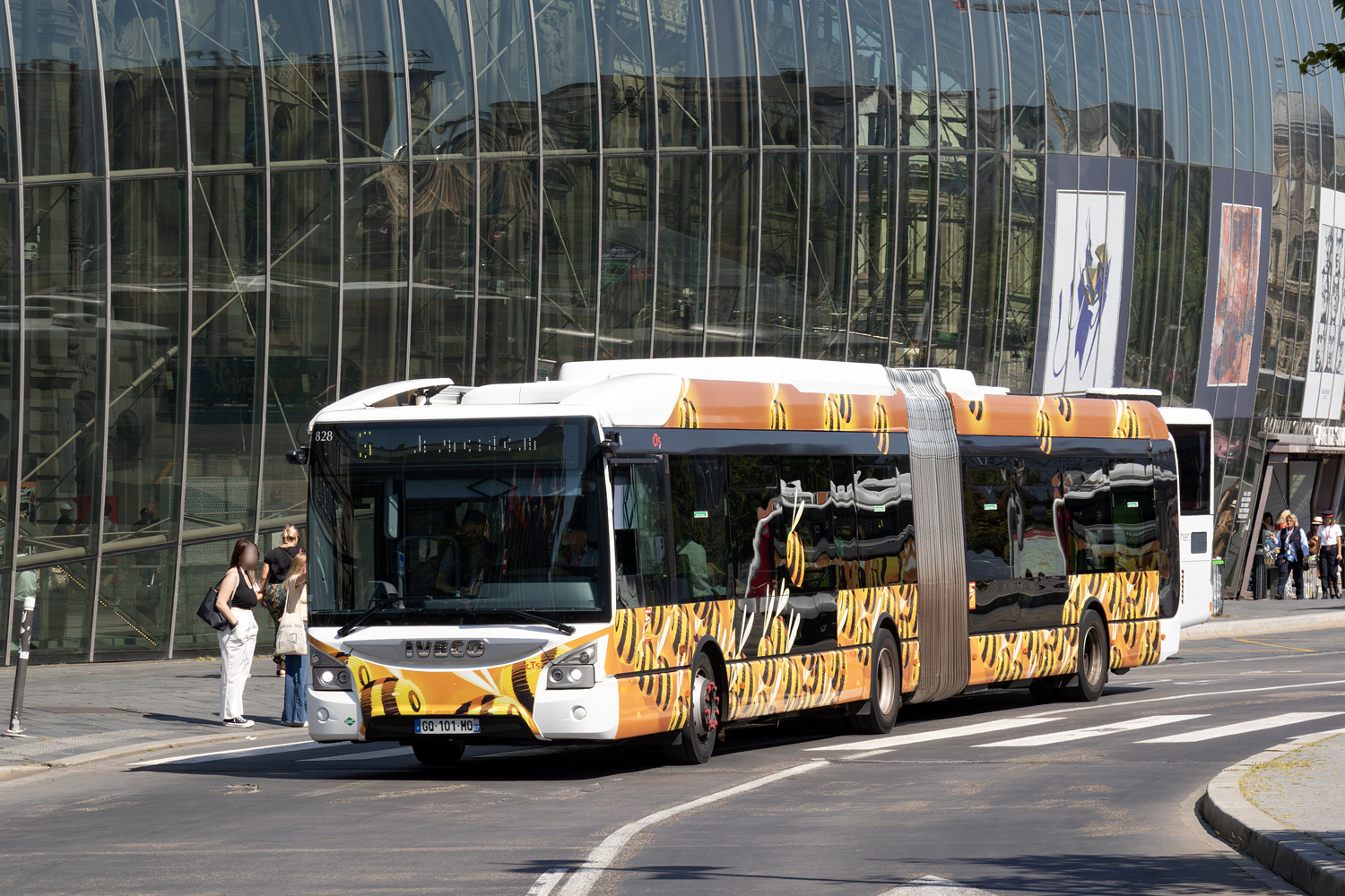 Франция, IVECO Urbanway 18M CNG № 828 Франция, IVECO Urbanway 18M CNG № 828