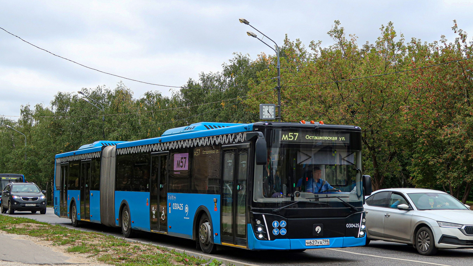 Москва, ЛиАЗ-6213.65 № 030425