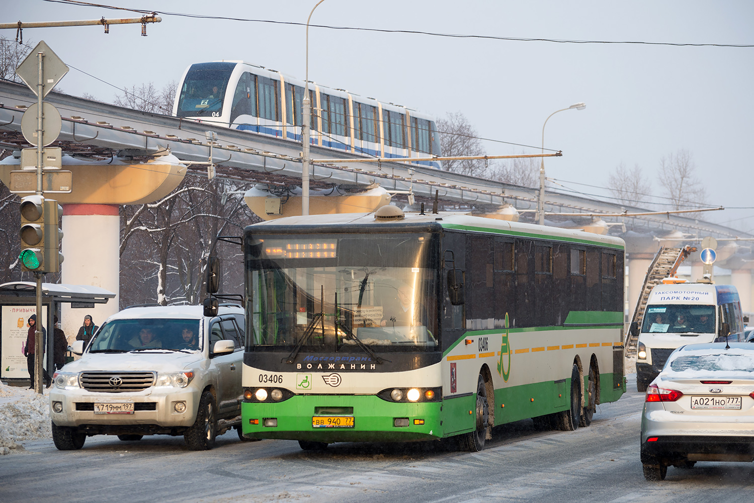 Москва, Волжанин-6270.10 № 030406