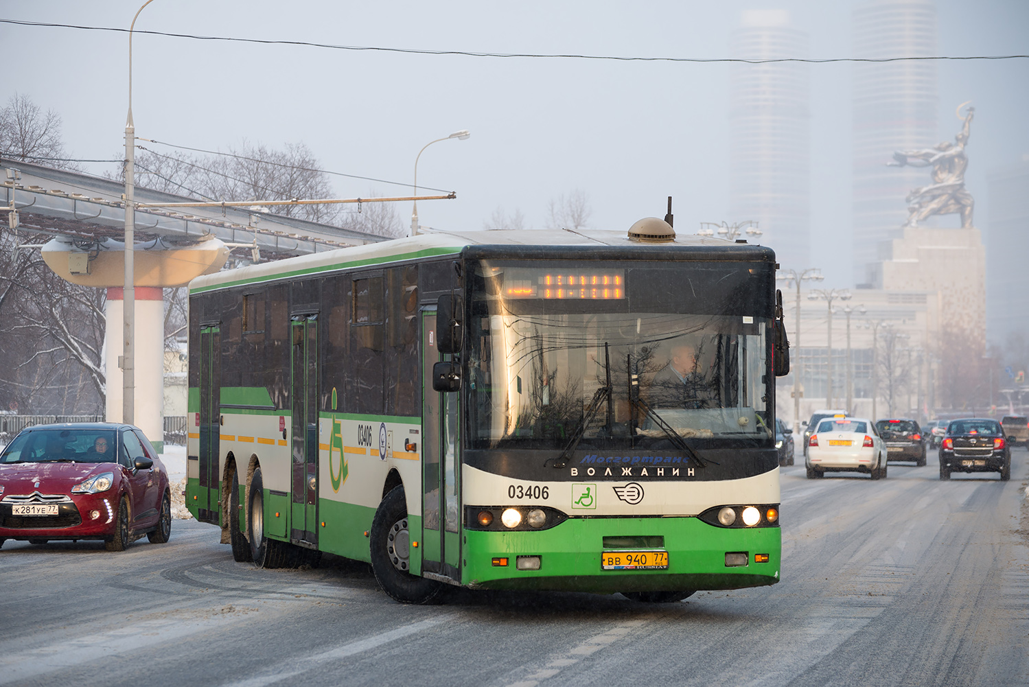 Москва, Волжанин-6270.10 № 030406